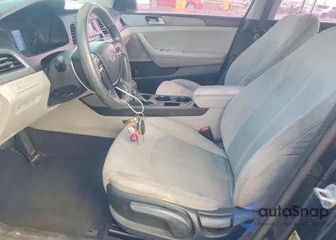 2015 Hyundai Sonata Se z USA, uszkodzony, nr VIN 5NPE24AF9FH033598